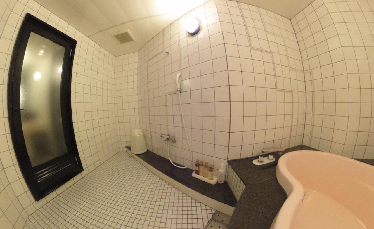 Hotel Rr (Adults Only) Йокаичи Екстериор снимка