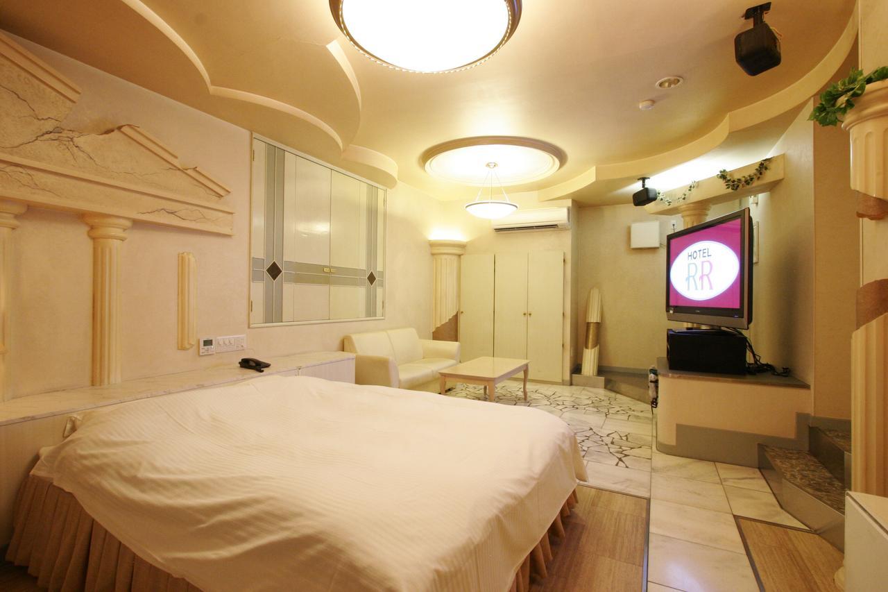 Hotel Rr (Adults Only) Йокаичи Екстериор снимка