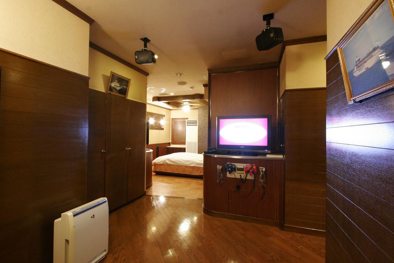 Hotel Rr (Adults Only) Йокаичи Екстериор снимка